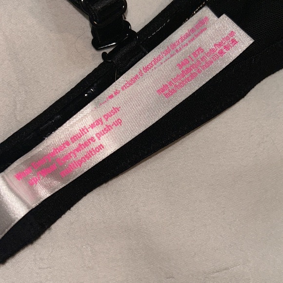 Victoria Secret wear everywhere multi-way push-up bra - Picture 3 of 4